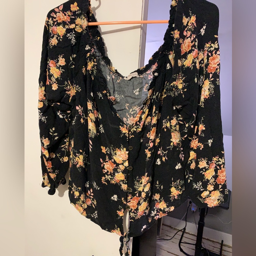 Floral rewind crop top